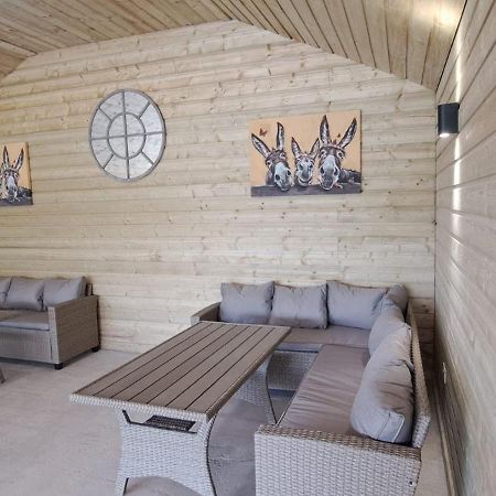 Hotel Leahys Pod Park Cork Exterior foto